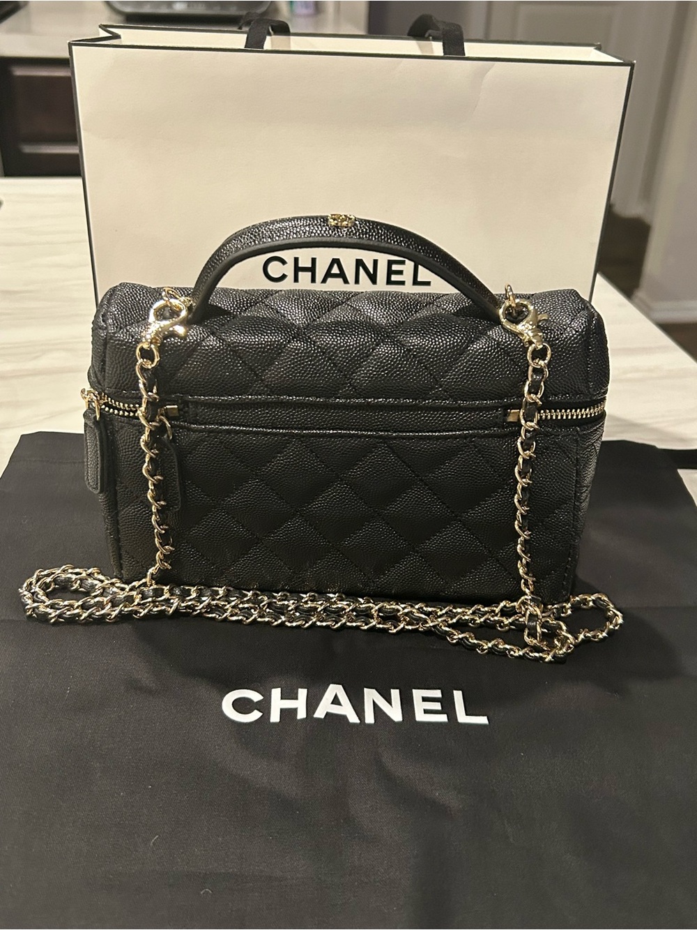 Chanel Quilted Leather Vanity Crossbody Bag in Black VIP GWP - Picture 11 of 14